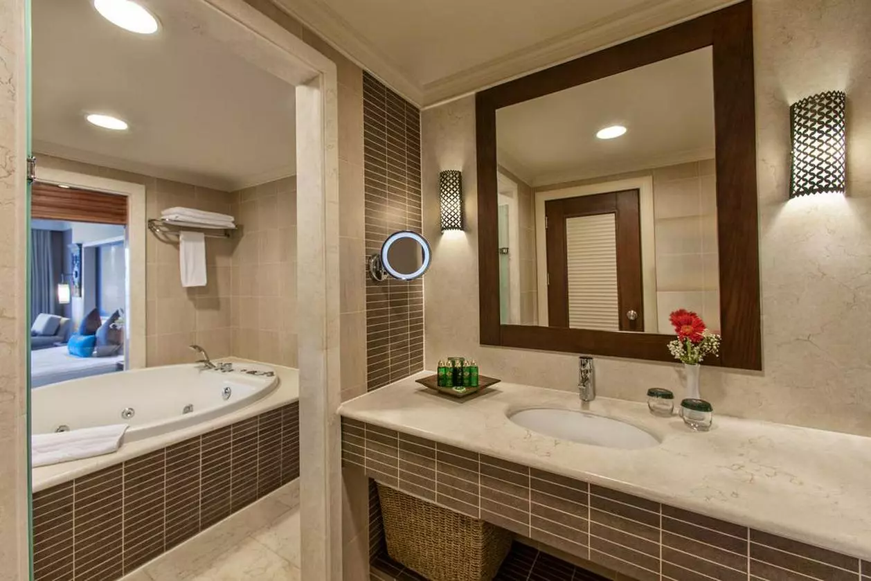 ELAQUALITY_SHABAVIZ (12).jpg